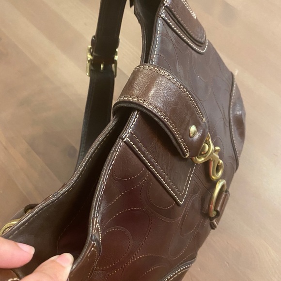 Vintage Lightly Used Leather Coach Purse - Picture 4 of 4